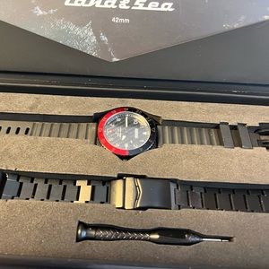 Men’s Watch The Ridge